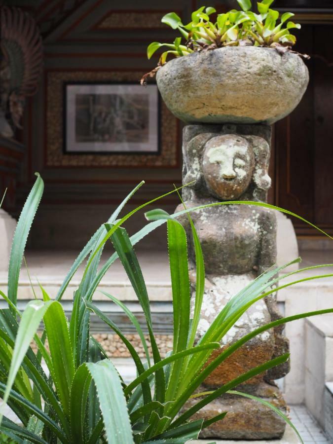 Kampung Sari Homestay Ubud Buitenkant foto
