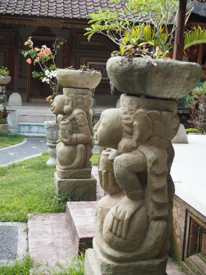 Kampung Sari Homestay Ubud Buitenkant foto